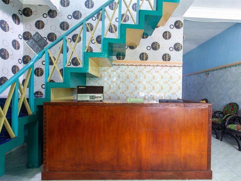 SPOT ON 2871 Hotel Budi Purwokerto Exterior foto