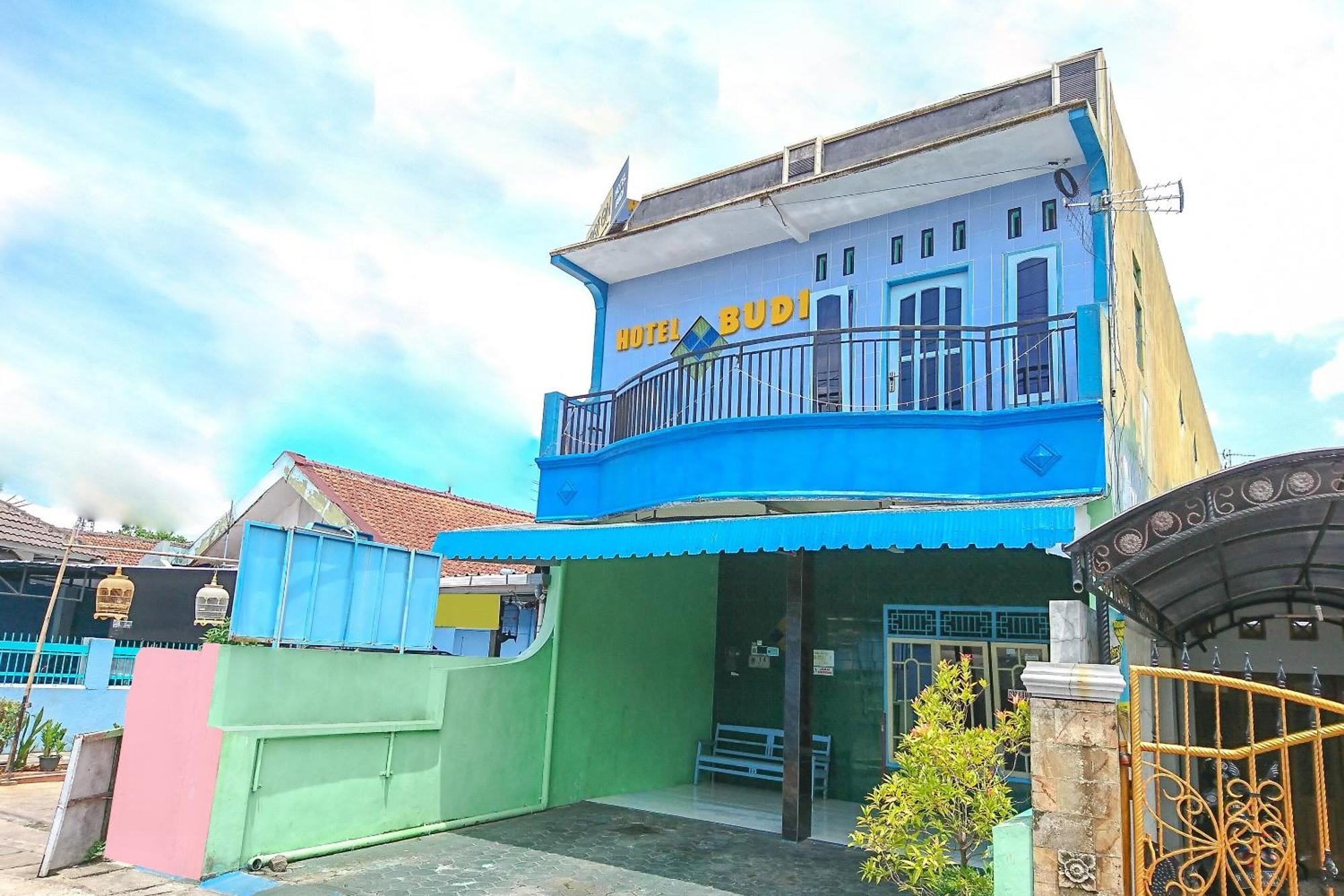 SPOT ON 2871 Hotel Budi Purwokerto Exterior foto