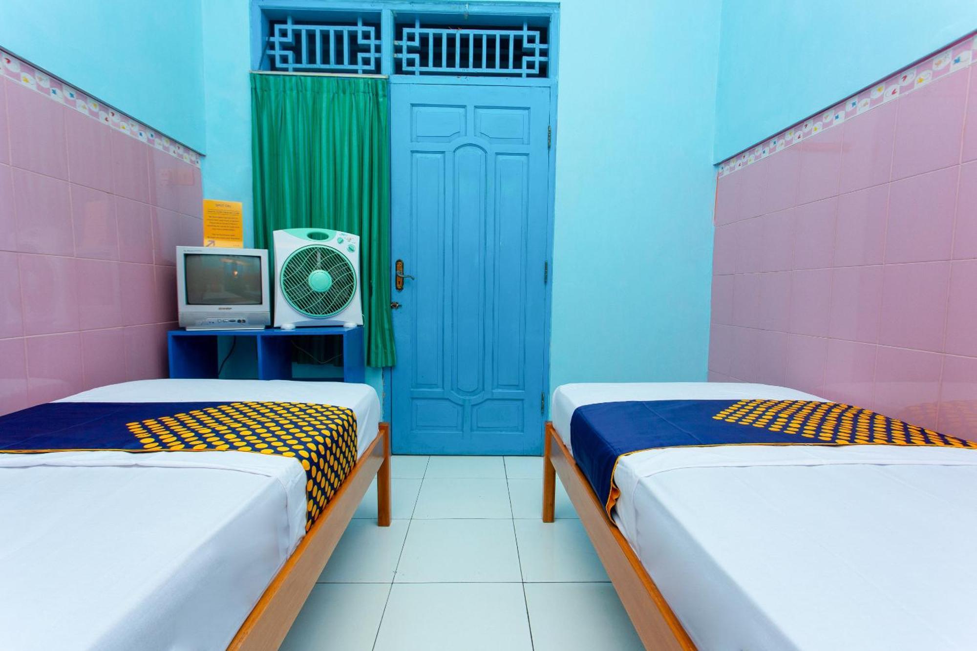 SPOT ON 2871 Hotel Budi Purwokerto Exterior foto